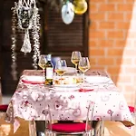 Hostly - Giusy Garden - Only For Holidays