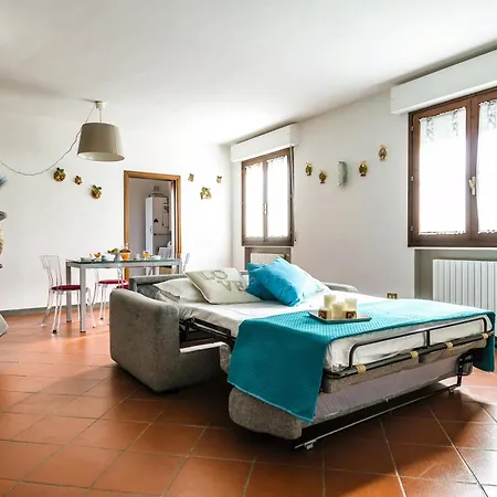 Hostly - Giusy Garden - Only For Holidays Apartamento