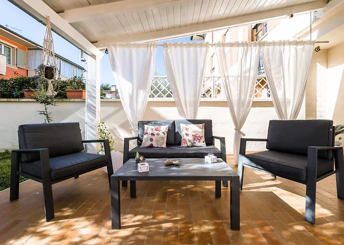 Hostly - Giusy Garden - Only For Holidays Daire *